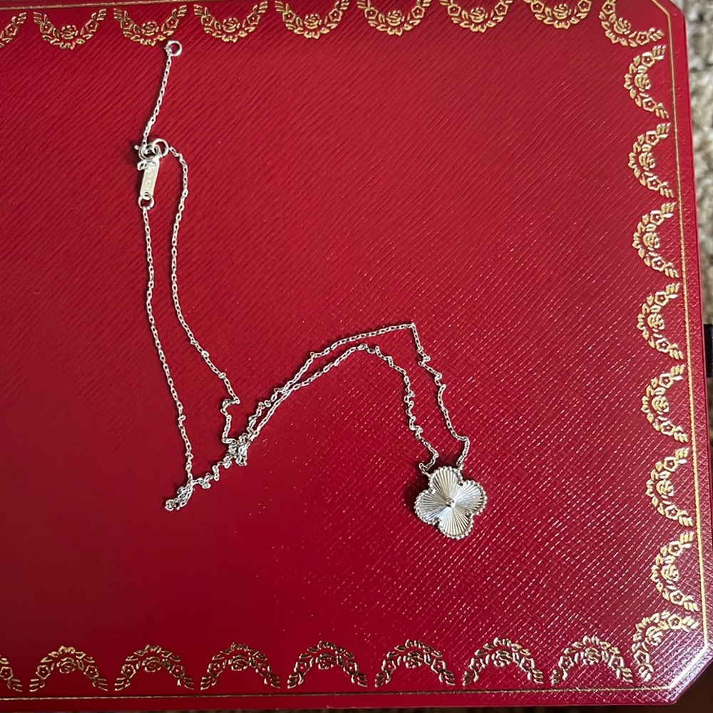 18k white gold guilloche clover necklace
